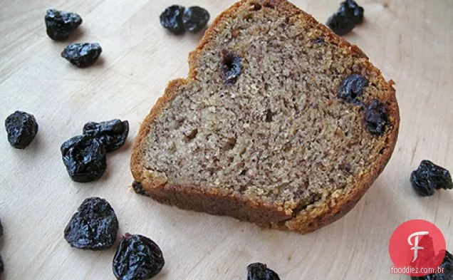 Bolo Bundt De Leitelho De Banana Com Cerejas
