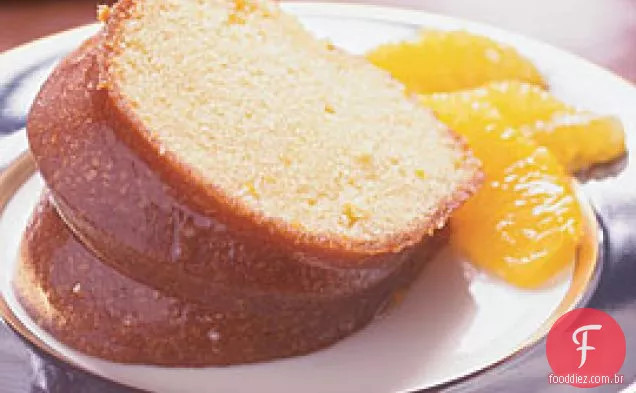 Bolo Bundt encharcado de laranja