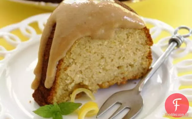 Bolo Meyer Lemon Bundt