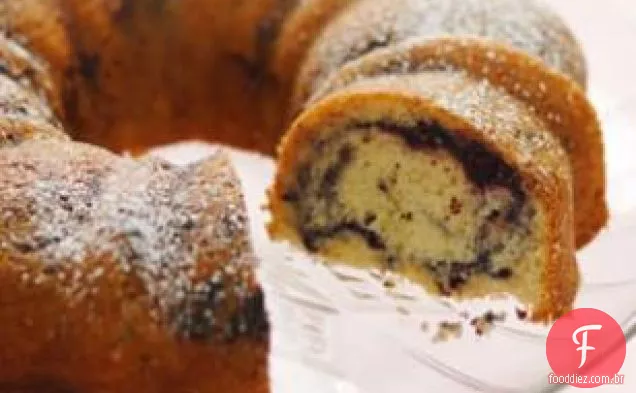 Bolo Bundt Cereja Escura
