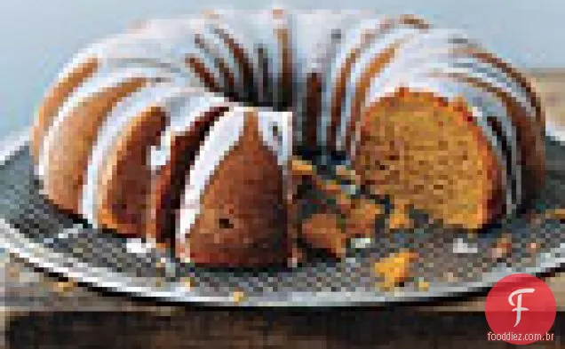 Bolo Bundt De Especiarias De Abóbora Com Glacê De Leitelho