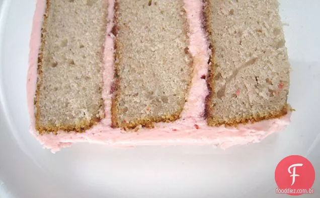 Bolo De Camada De Morango