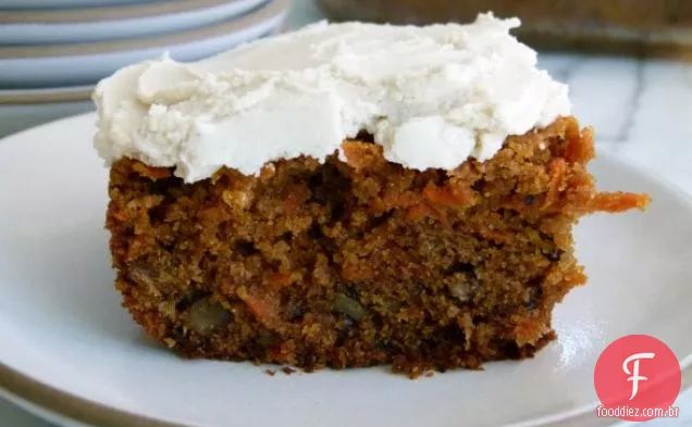 Bolo De Cenoura de trigo integral com glacê sem laticínios