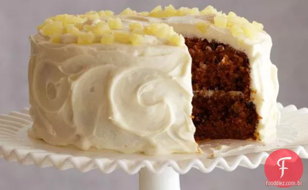 Bolo de cenoura e abacaxi