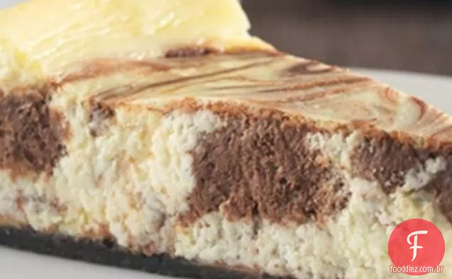 Cheesecake marmorizado feito com Chips sem açúcar Hershey