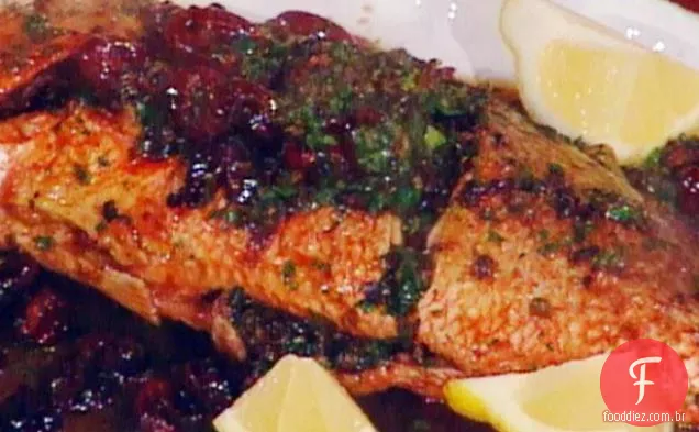 Pargo com azeitonas: Cernia con Olive