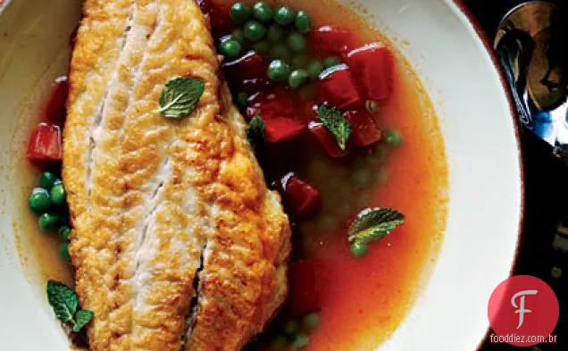 Snapper em caldo de tomate