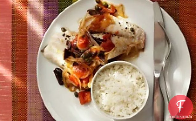Pargo vermelho com compota de tomate-azeitona e arroz