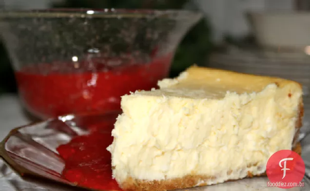 Cheesecake final de Lizzie Dean com purê de framboesa