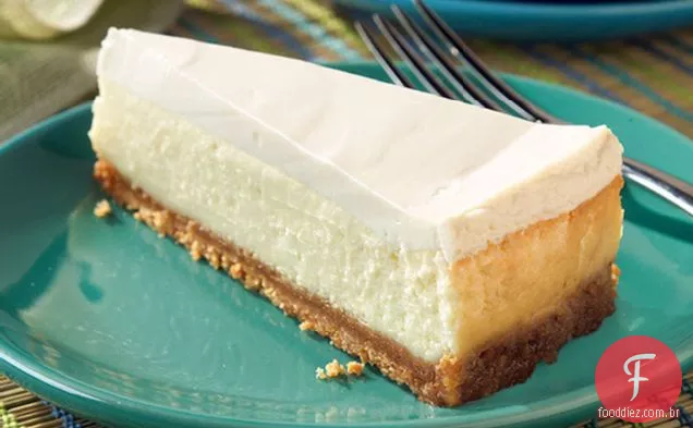 Cheesecake com cobertura de creme azedo