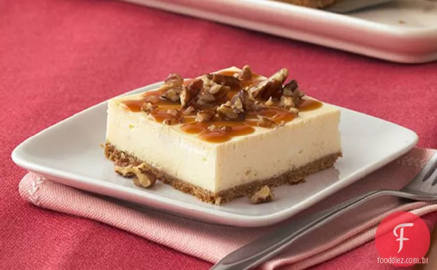 PHILADELPHIA Caramel-Pecan Cheesecake