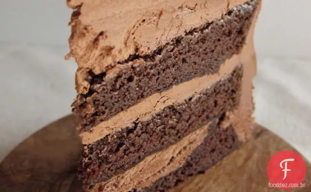 Bolo De Chocolate Com Ganache Cremoso De Caramelo