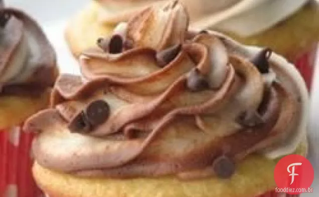 Creme Azedo Chocolate Chip Cake I