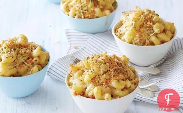 Bolo De Caranguejo Mac N Cheese