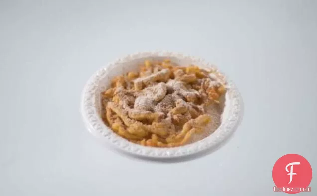 Bolo De Funil Com Curry