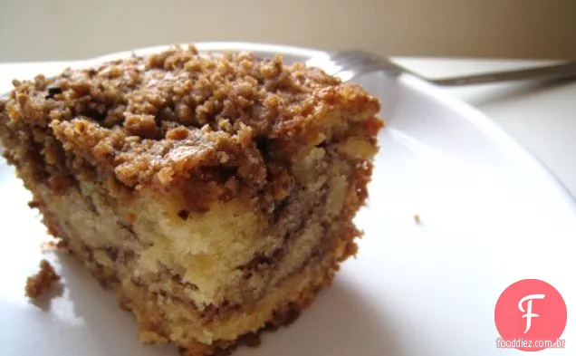 Bolo De Café Com Creme De Leite Com Redemoinho De Canela De Chocolate