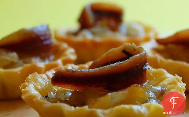 Tartlets De Cebola E Anchova