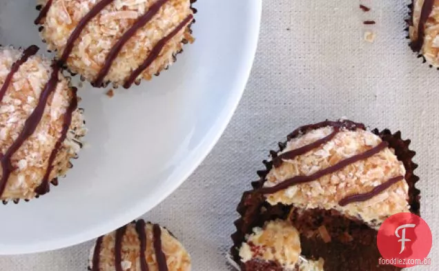 Samoas Cupcakes