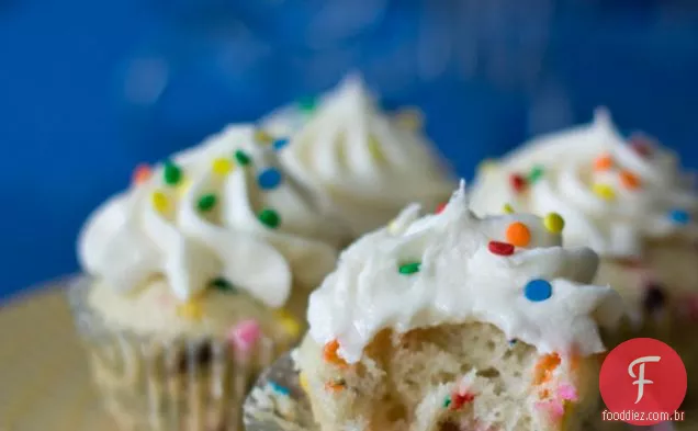 Caseiro Funfetti Cupcakes