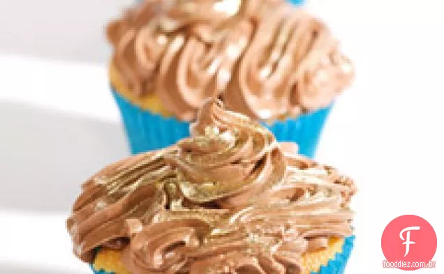 Cupcakes recheados com pudim de Chocolate mexicano