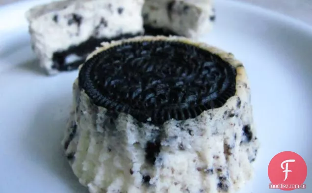 Oreo Cheesecake Cupcakes