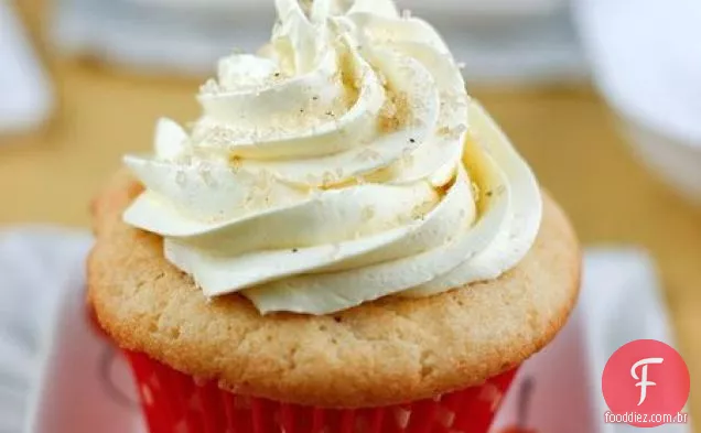 Cupcakes de coco com creme de manteiga Yuzu