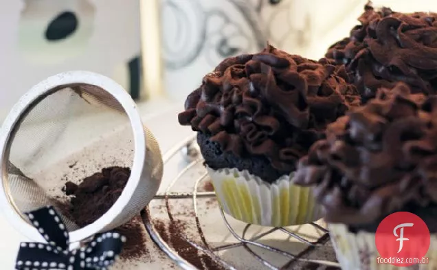 Dutch Cocoa Cupcakes