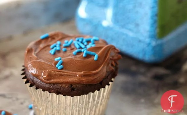 Cupcakes De Chocolate Super Macios Com O Melhor Buttercre De Chocolate