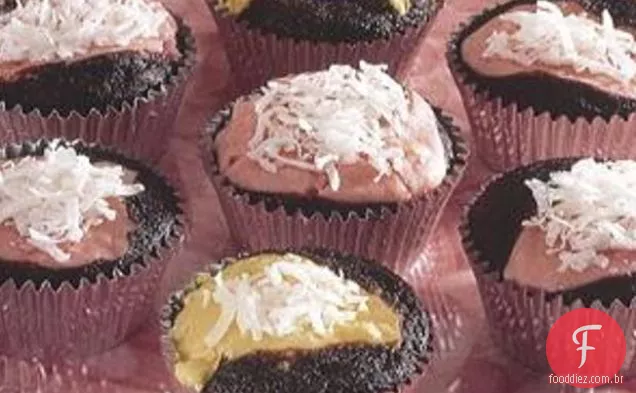 Primavera Surpresa Chocolate Cupcakes