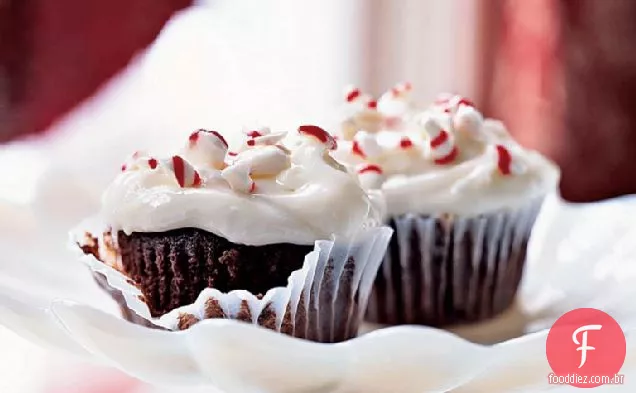 Cupcakes de Chocolate com cobertura de hortelã-pimenta