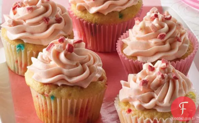 Peppermint Crunch Cupcakes