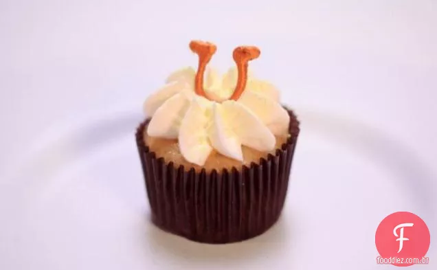 Peaches N ' Cream Cupcakes