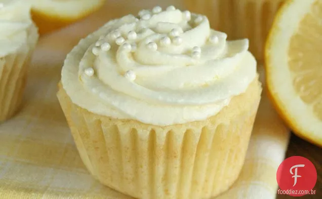 Cupcakes De Limão Com Cobertura De Mousse De Limão