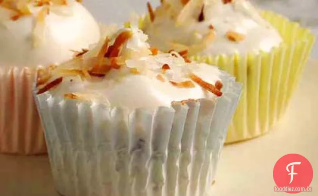 Chocolate Chip Angel Cupcakes com cobertura fofa