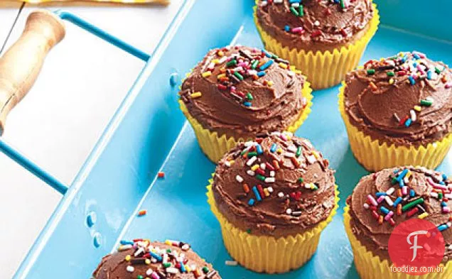 Cupcakes de Banana com cobertura de Chocolate