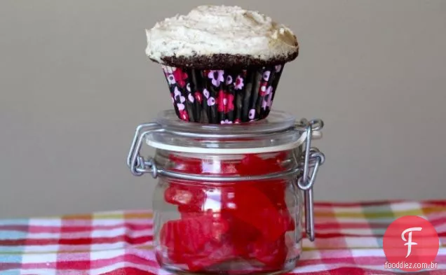 Sem glúten cardamomo Spice Cupcakes com Chai Buttercream glacê