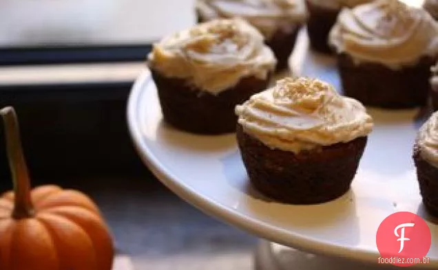 Cupcakes de abóbora com cobertura de Cream Cheese Chai