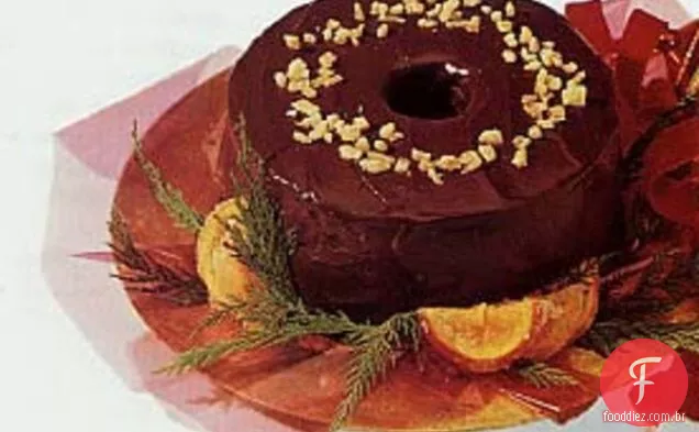 Bolo de frutas Chocolate-laranja com nozes-pecãs