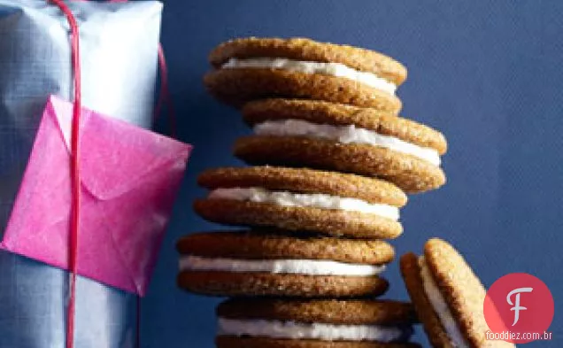 Biscoitos De Gengibre E Sanduíche De Limão