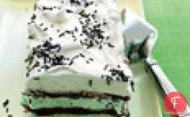 Merengue de Chocolate e bolo de Sorvete Com Chip De Menta