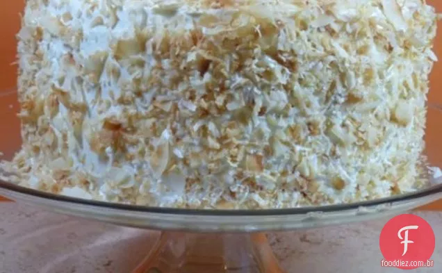 Bolo De Camada De Coco
