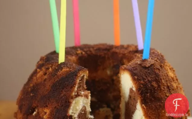 Bolo De Mármore De Pimenta Branca E Preta