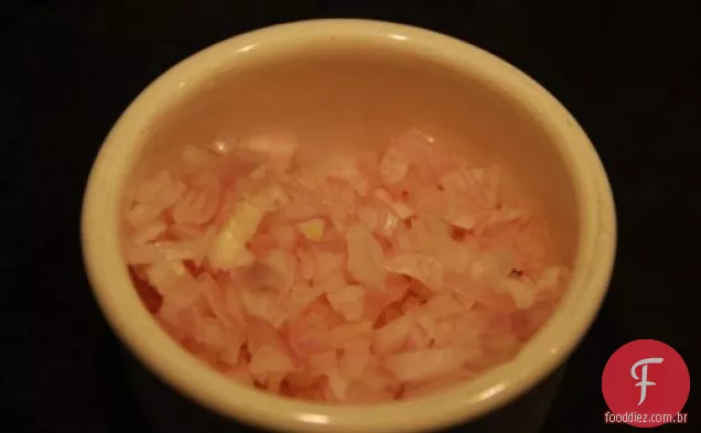 Shiitake frito e brócolis Slaw