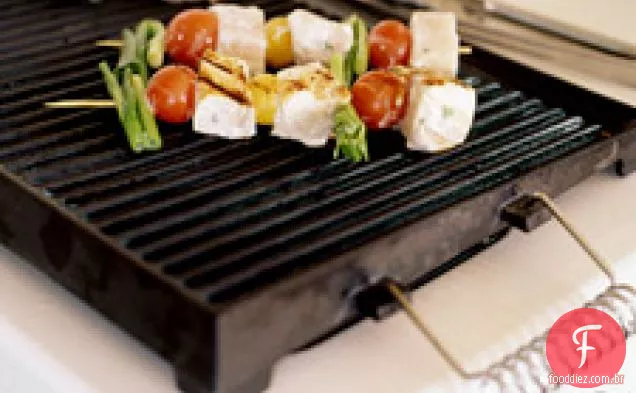 Iogurte-espadarte marinado Kebabs
