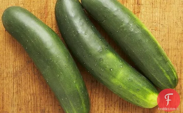 Espadarte grelhado com salada grega Salsa