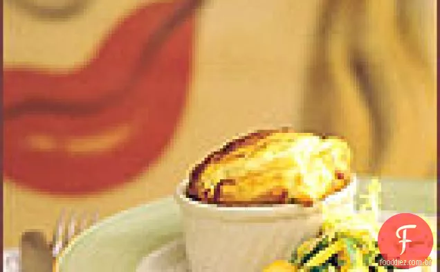 Suflê de queijo de cabra com tomilho