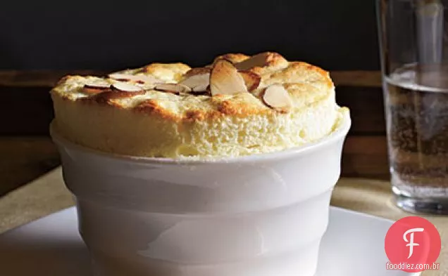 Soufflés De Limão-Amêndoa