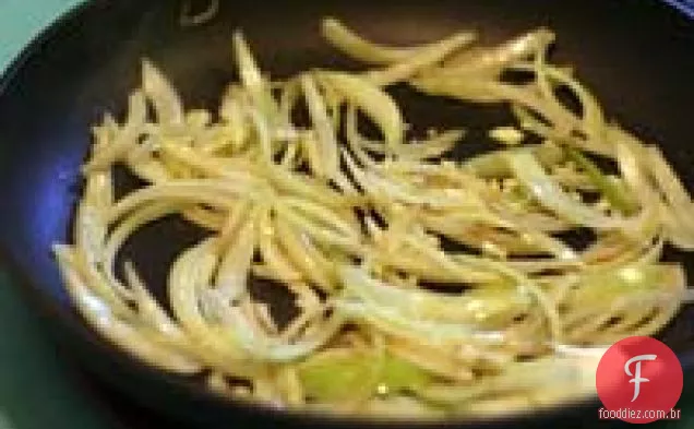Tilápia Com Molho Pimiento