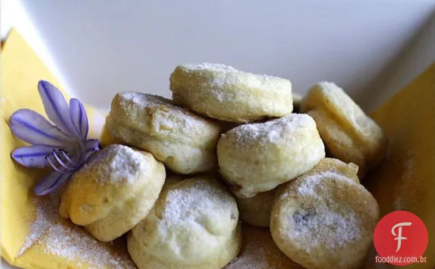 Bolas De Clara De Ovo Suflê Com Pasta De Feijão Vermelho (????)