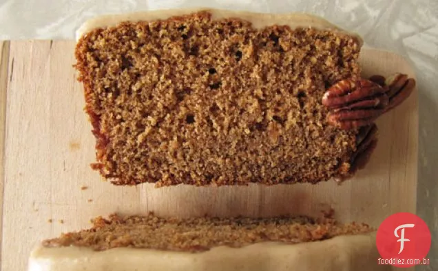 Bolo De Especiarias De Cerveja + Esmalte De Manteiga Marrom